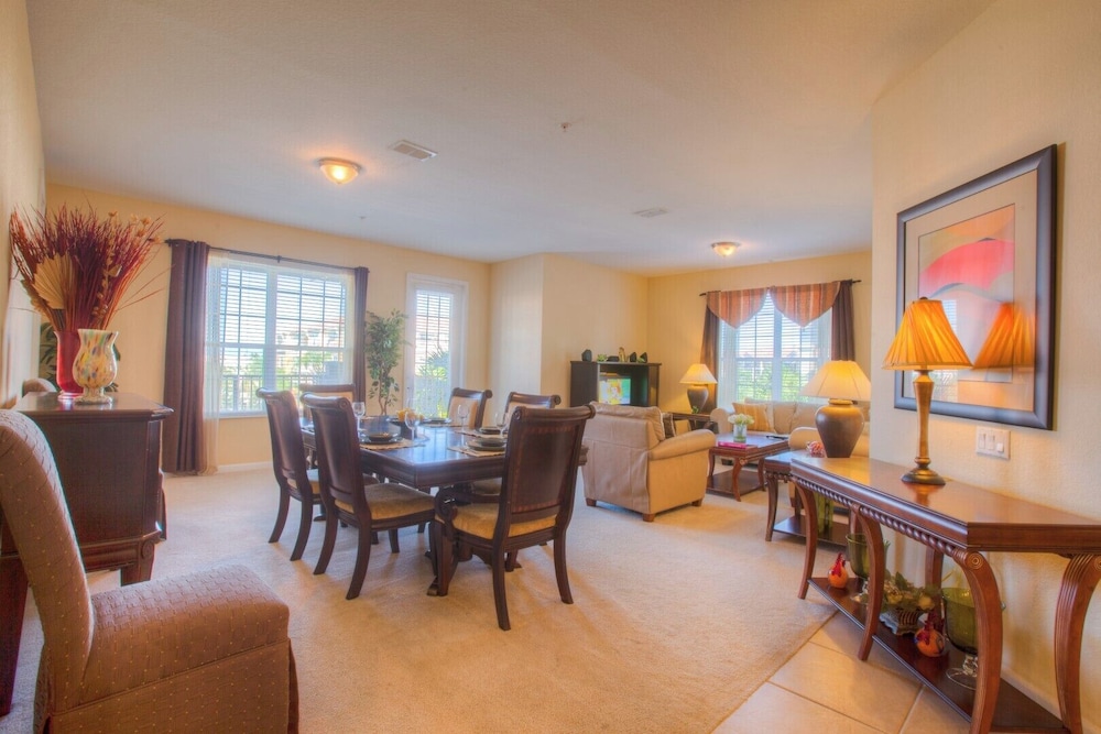 Lovely Third floor Vista Cay Resort Condo - photo 69
