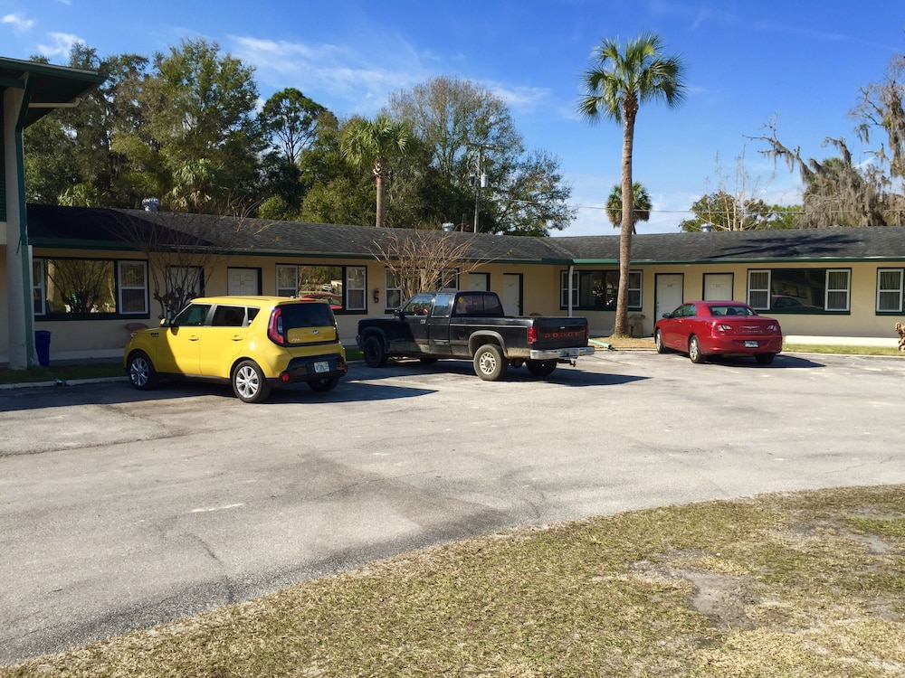Withlacoochee Motel - photo 16