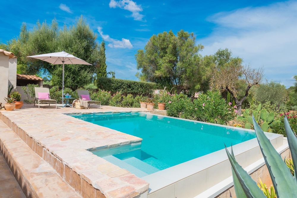 Can Pina Eco Cascada — Costitx