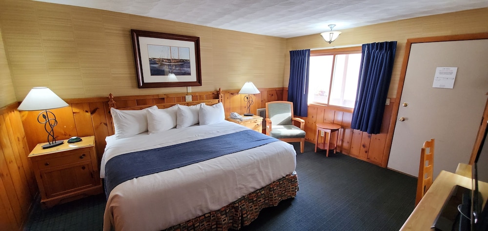 The Lake Motel - photo 31