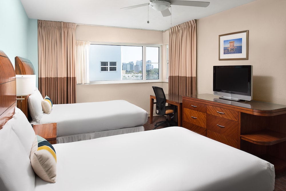 Sherry Frontenac Oceanfront Hotel - photo 9