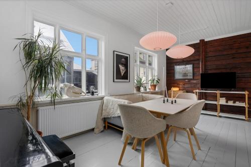 Cozy 1BR Fisherman Style Retreat in Reykjavik
