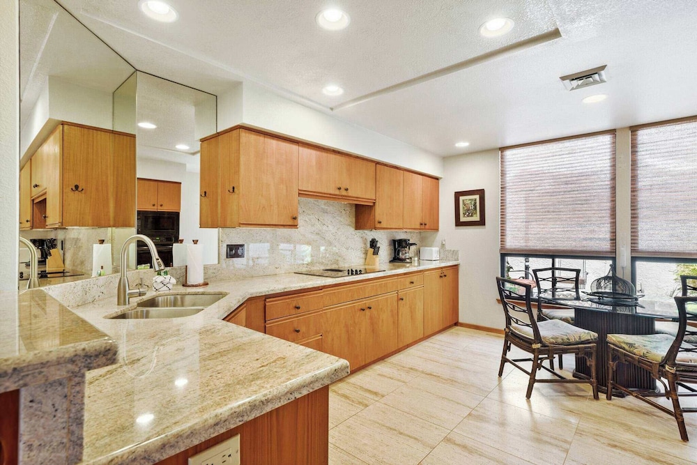 Shores at Waikoloa Beach Resort 19 2 Ensuite & Loft - photo 13