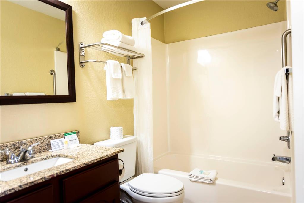 MainStay Suites Coralville Iowa City - photo 32