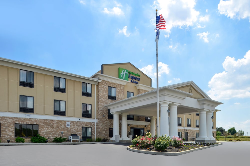 Holiday Inn Express & Suites Greenfield by IHG - photo 44