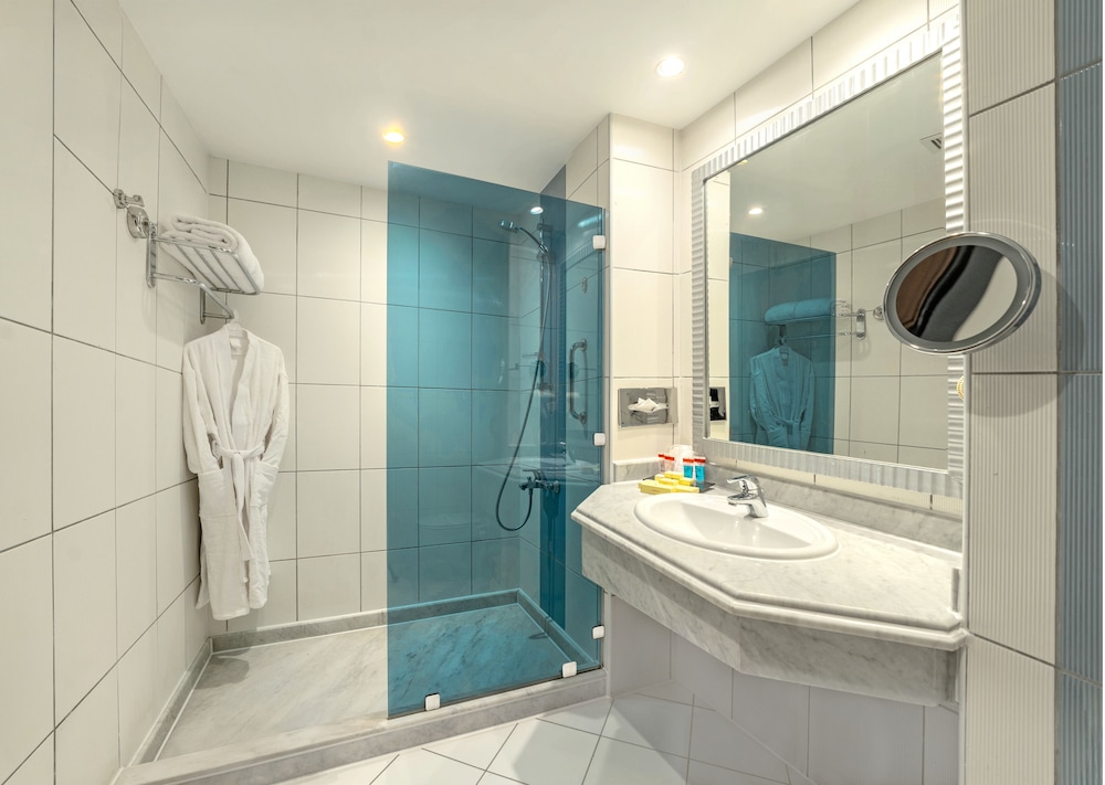 מזון ומשקאות