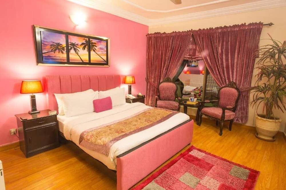 Days Inn — Murree — photo 4