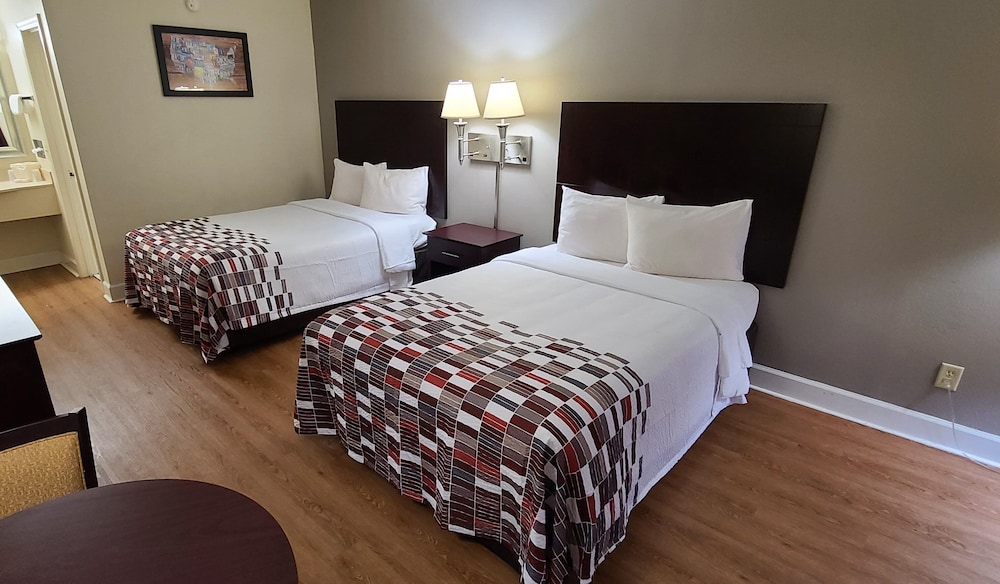 Red Roof Inn Tifton - photo 8