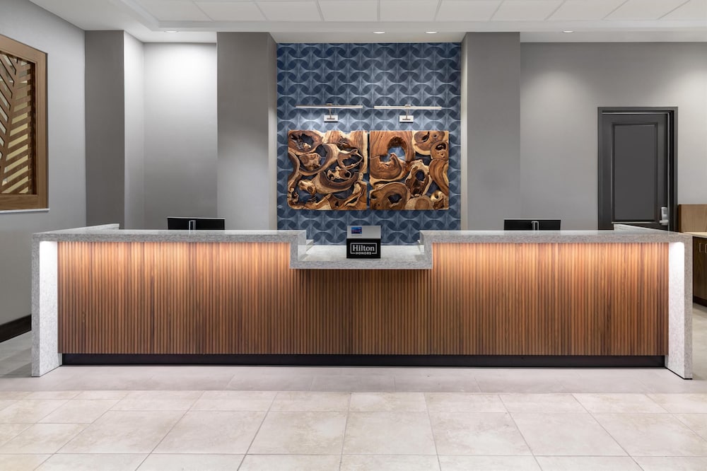 Embassy Suites by Hilton Fort Myers Estero - photo 7