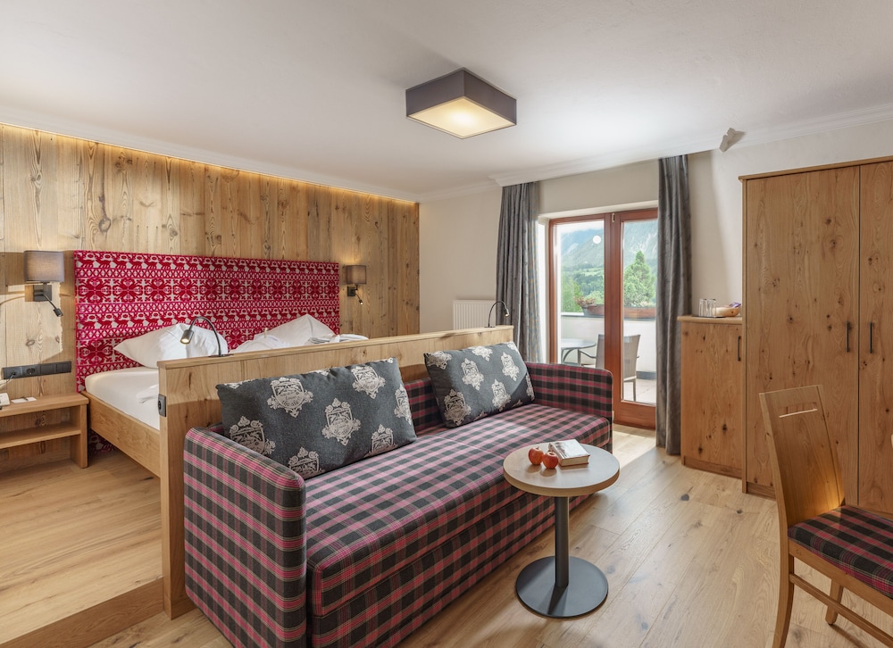 Panoramahotel Gürtl - carbon neutral hotel in Haus