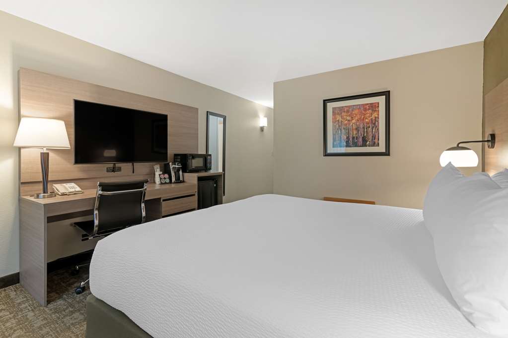 Best Western Plus Windjammer Inn & Conference Center - photo 27