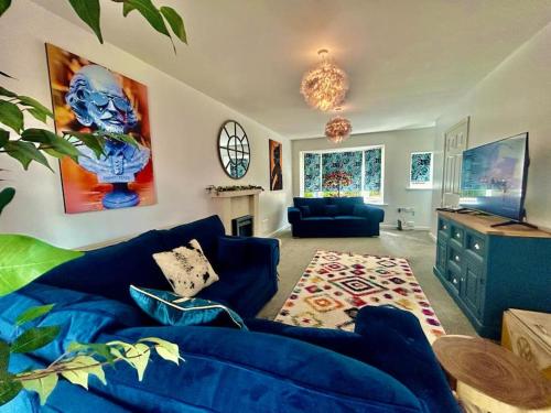 6 Bedroom House DISC0UNTS Parking Contractors Group Family — 4-Star Luxury Hotel in Braintree, United Kingdom
