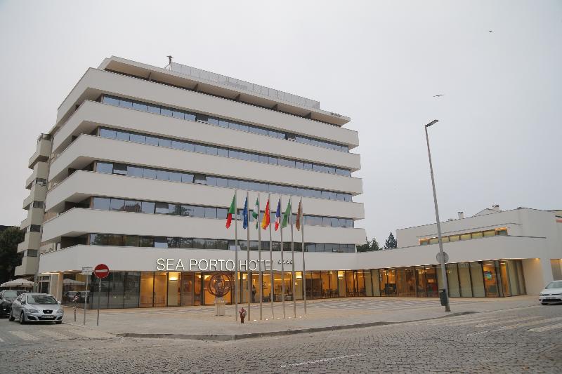 Sea Porto Hotel — 4-Star Luxury Hotel in Matosinhos, Portugal