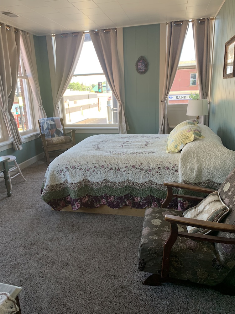 Historic Hotel Greybull - photo 10