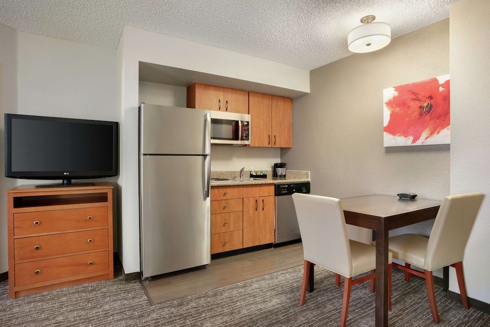 Homewood Suites by Hilton Phoenix Chandler - photo 9