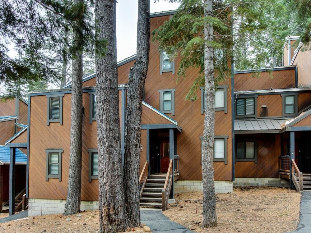 Northstar Throwback Townhome - photo 17