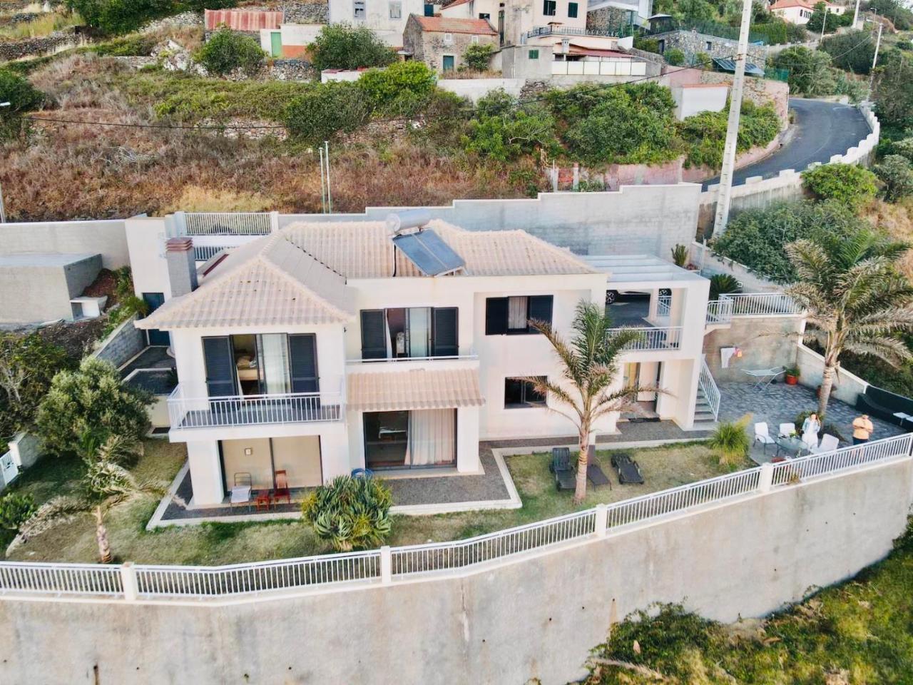 The best sea view in Madeira Casa Farol — 4-Star Luxury Hotel in Faja Da Ovelha, Portugal