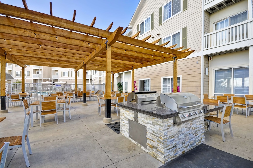 Homewood Suites by Hilton Oakland Waterfront - photo 53