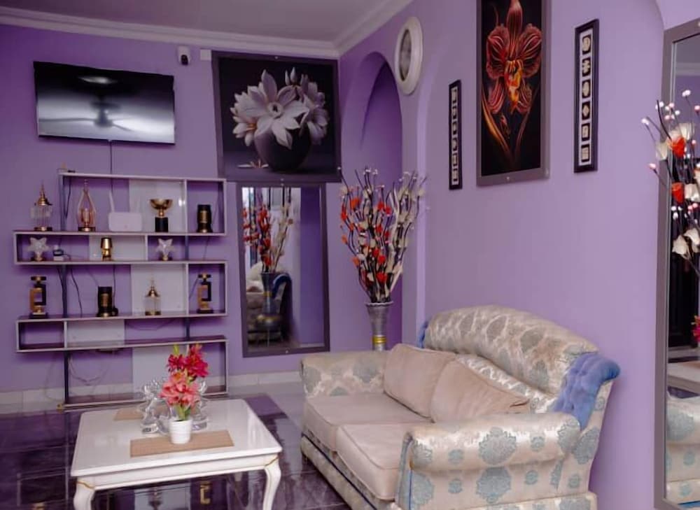 Amuzu Hotel in Tema, Ghana