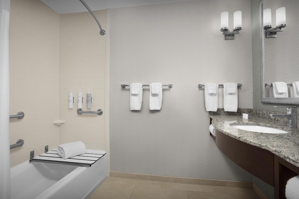 Hilton Garden Inn Gallup - photo 28