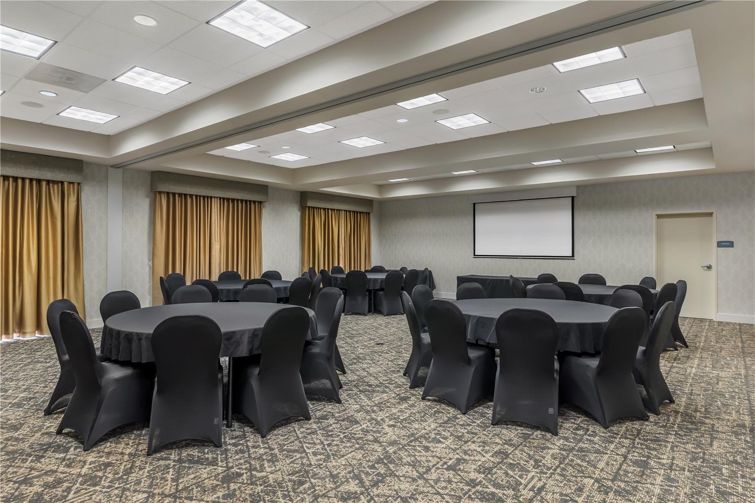 Best Western Plus Arlington Marysville - photo 10