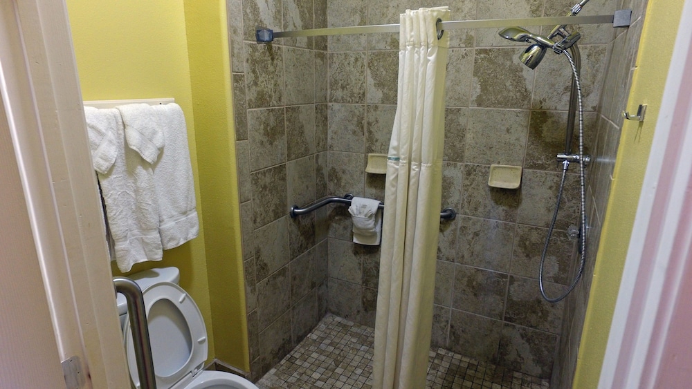 Ramada by Wyndham & Suites South Padre Island - photo 32