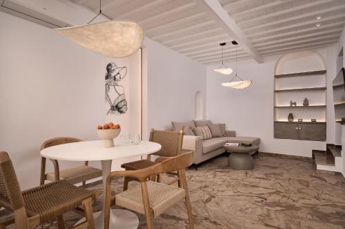 Kaitlyn's Residence — 4-Star Luxury Hotel in Mykonos, Greece