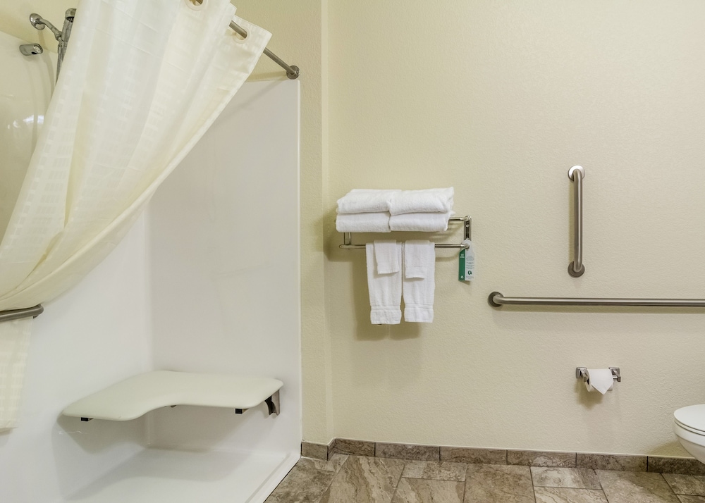 Cobblestone Hotel & Suites Punxsutawney PA - photo 17