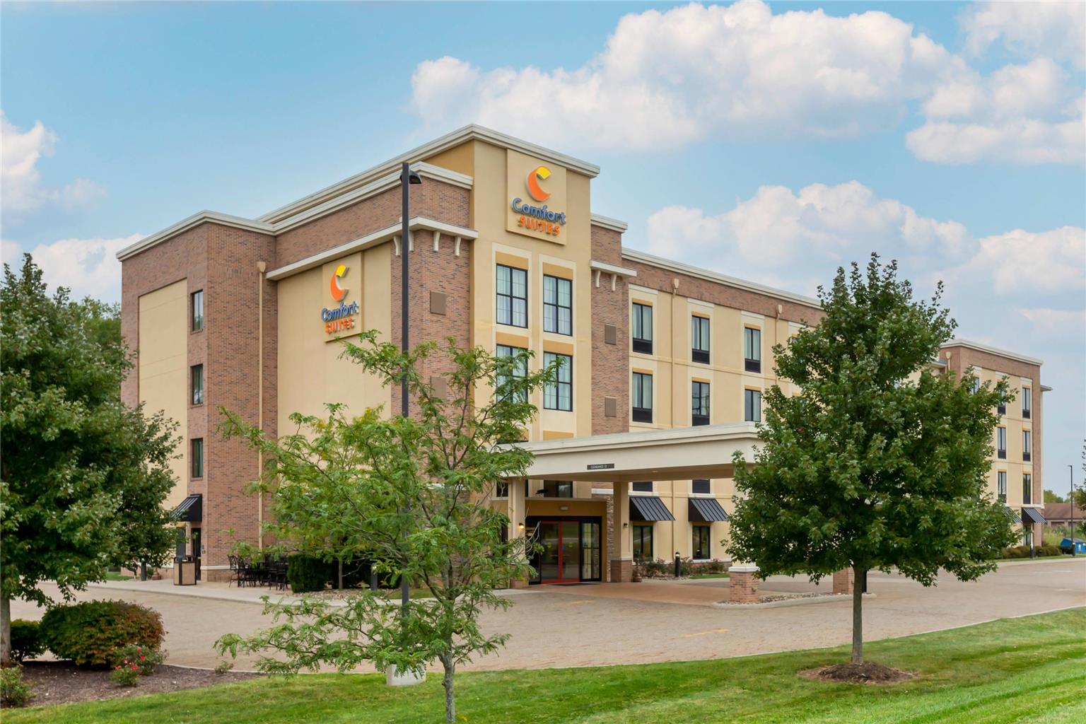 Comfort Suites Hartville North Canton - photo 6