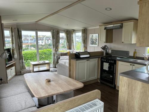 High View - carbon neutral hotel in Torquay