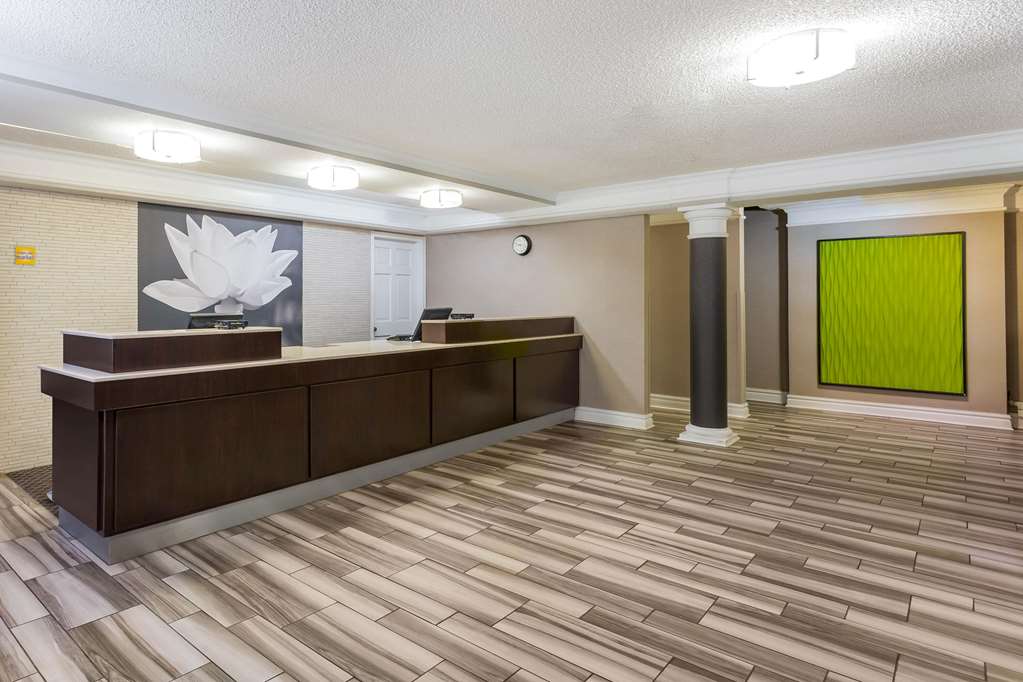 La Quinta Inn by Wyndham Odessa - photo 14