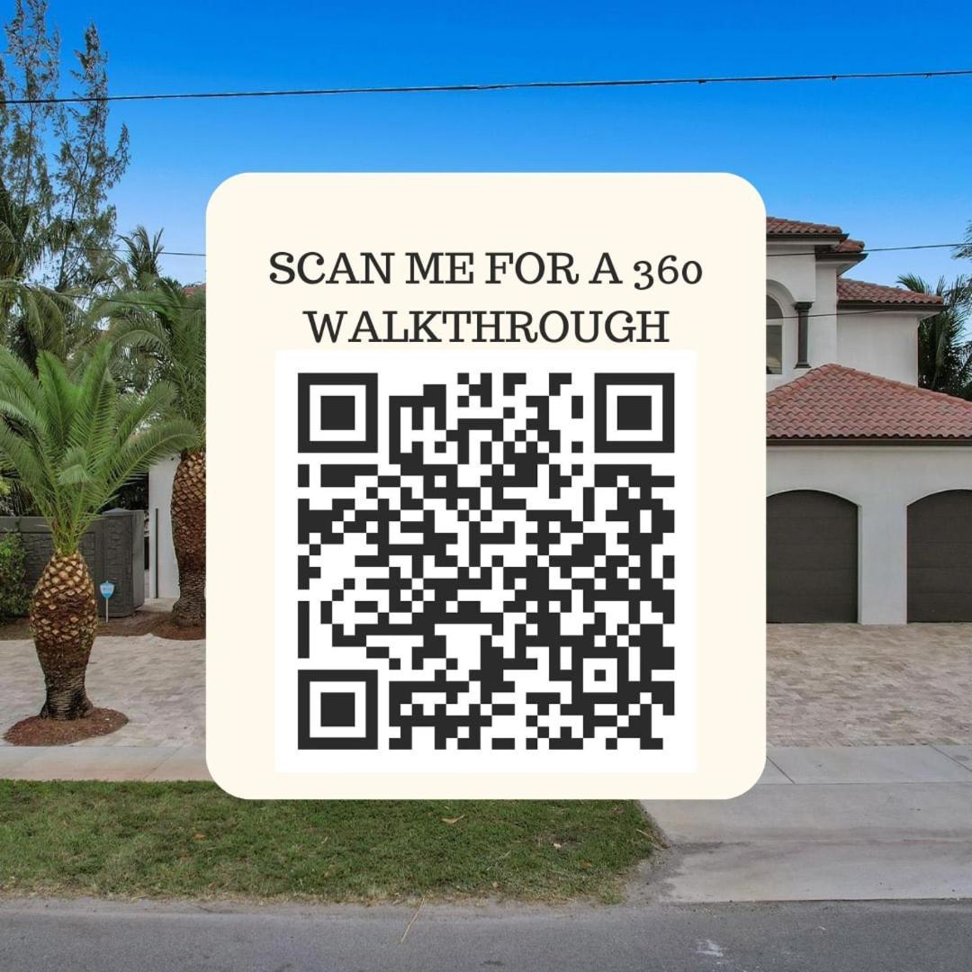 5000 Square Ft Beautiful Mansion W 6br Hot Tub Playground Movie Theater & Game Room in Dania Beach, United States