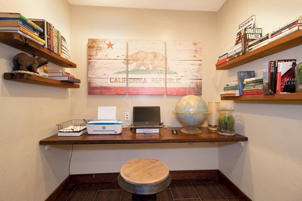 The Redwood Riverwalk A Boutique Hotel - photo 30