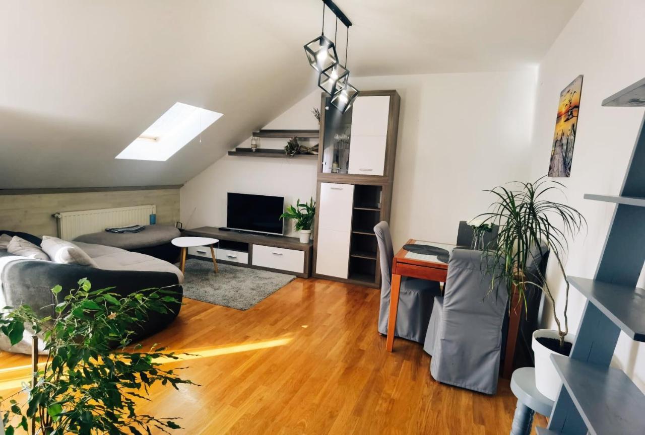Apartman Jurak — 4-Star Luxury Hotel in Zapresic, Croatia