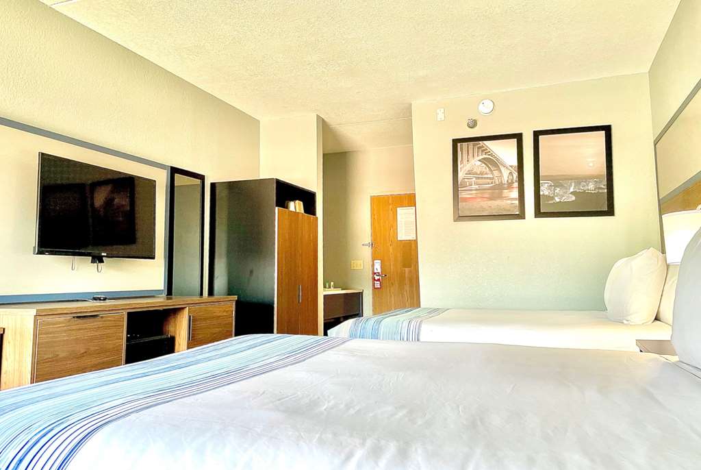 AmericInn by Wyndham Branson & Conference Center - photo 18