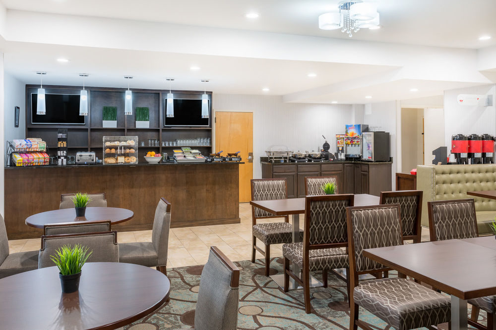 Wyndham Garden Greenville Airport - photo 35