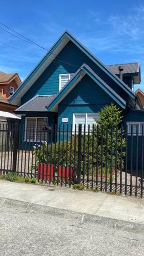 Casa sector residencial 3 dormitorios — 4-Star Luxury Hotel in Puerto Montt, Chile