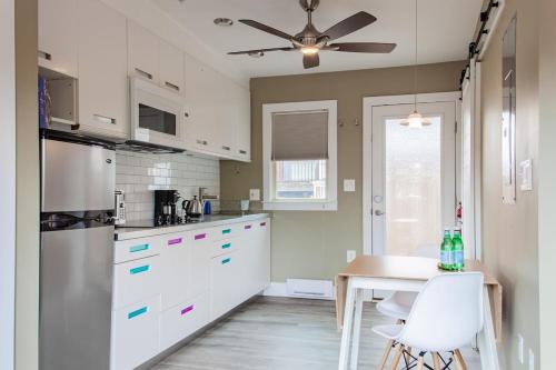 Eastern Market Carriage house efficiency PRIVACY — 4-Star Luxury Hotel in Washington, United States