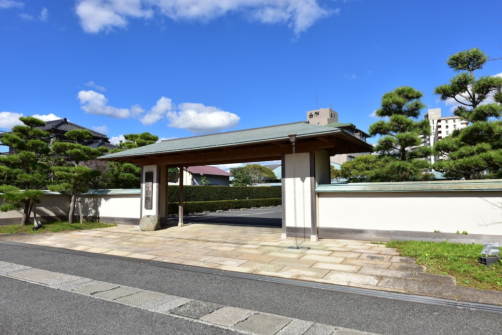 Seishohtei Shirasuna in Chiba, Japan