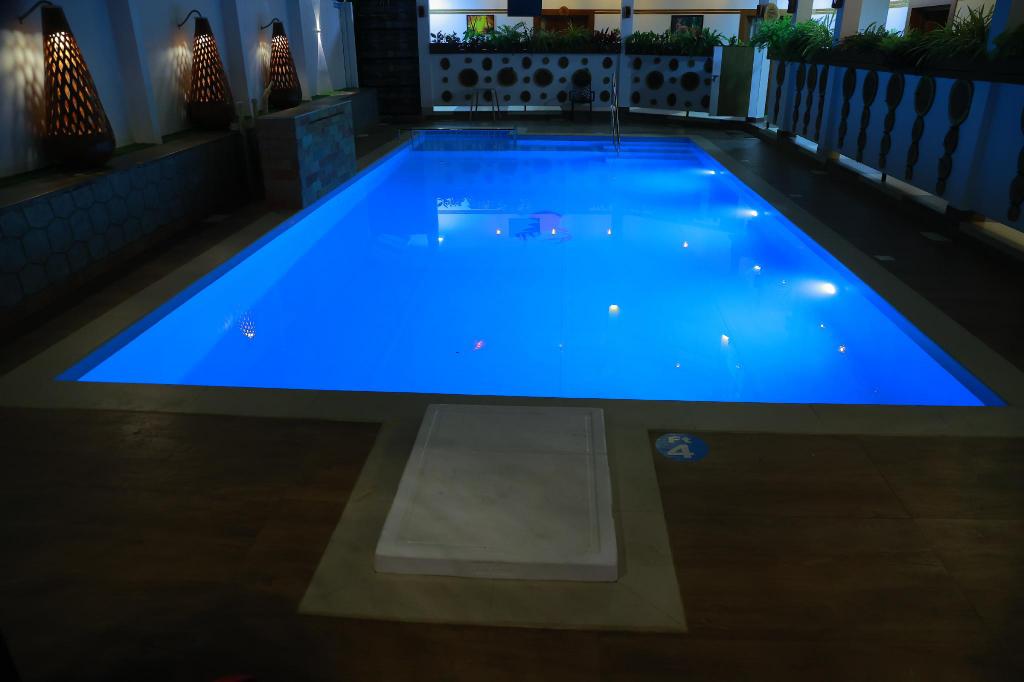 Athirappilly POLARIS Riverside Pool Resort — Alwaye — photo 5