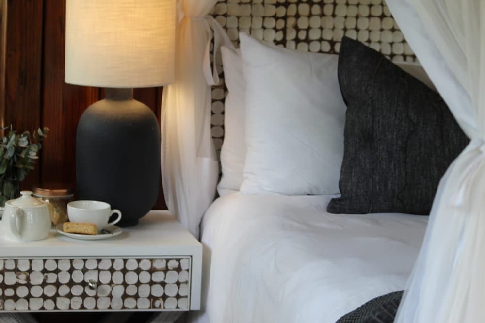 Barefoot Addo Elephant Lodge — 4-Star Luxury Hotel in Kirkwood, South Africa