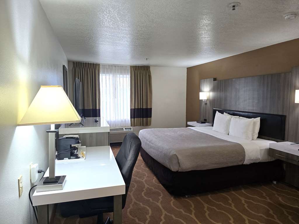 Quality Inn & Suites Longview Kelso - photo 12