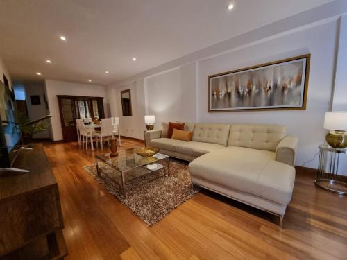 Departamento estreno 2do piso — 4-Star Luxury Hotel in La Molina, Peru