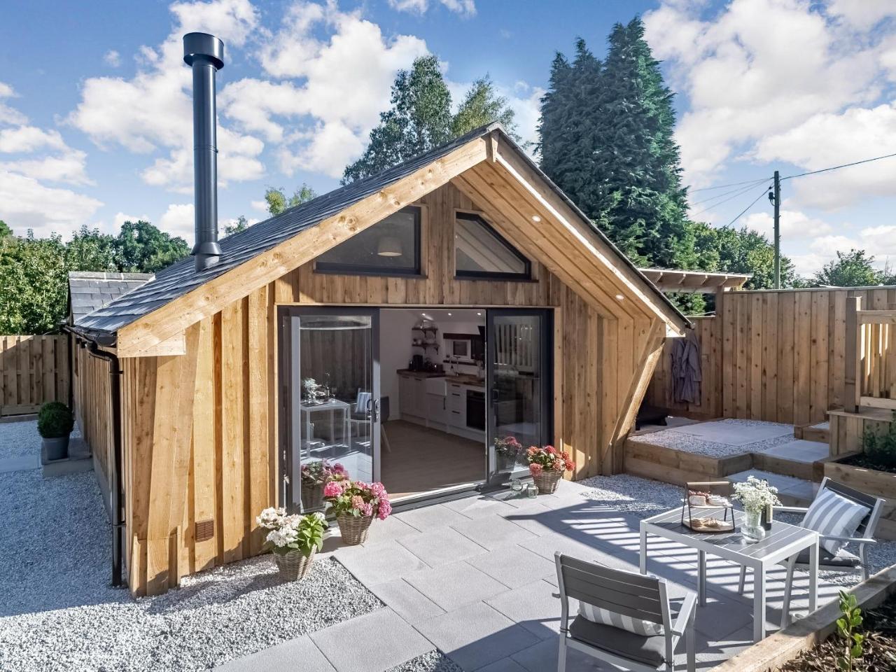 Olchard Lodge — 4-Star Luxury Hotel in Newton Abbot, United Kingdom