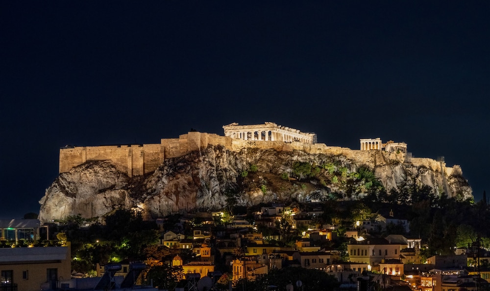 Acropolis Majestic view apartments — 4-Star Luxury Hotel in Athens, Greece