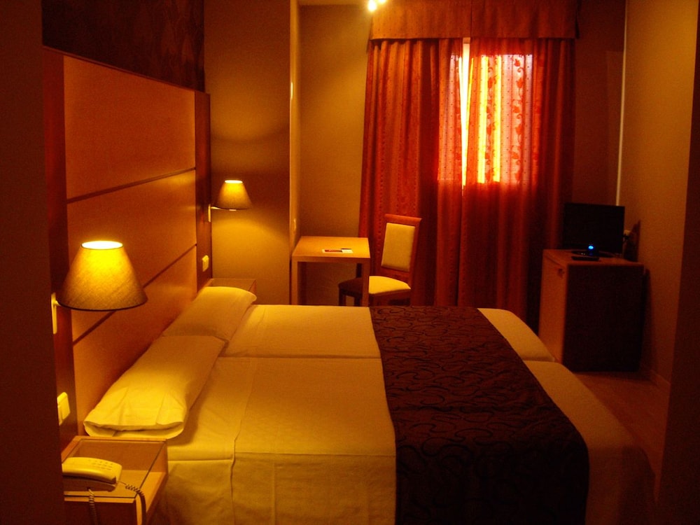 Hotel Villa Blanca — Albolote