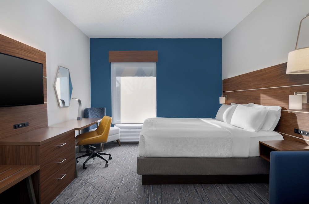 Holiday Inn Express Hotel & Suites Bentonville by IHG - photo 7