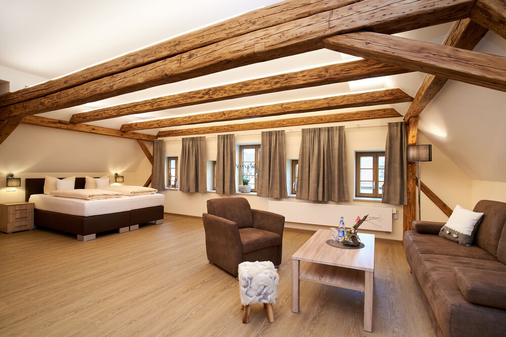 Gasthof Gigl — hotel in Neustadt An Der Donau