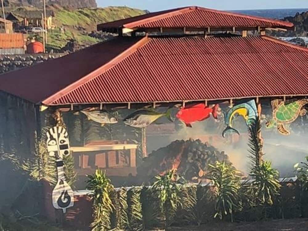 Mahia Hotel & Resto in Hanga Roa, Chile