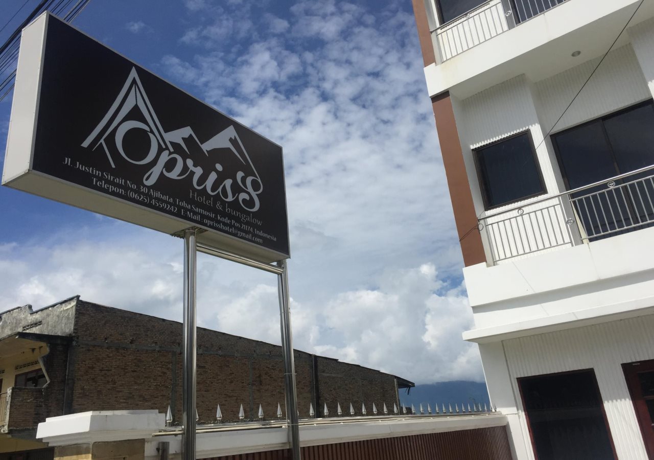 Opriss Hotel in Parapat, Indonesia
